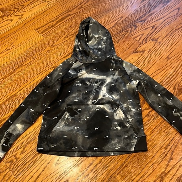 Nike Boy’s Therma-Fit Hoodie Size M - Picture 1 of 6